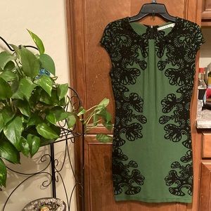 Chelsea and Violet dress size Small